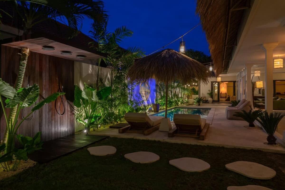 The Jungle - Luxurious & Tropical Concept - 3Br - Central Canggu Luaran gambar