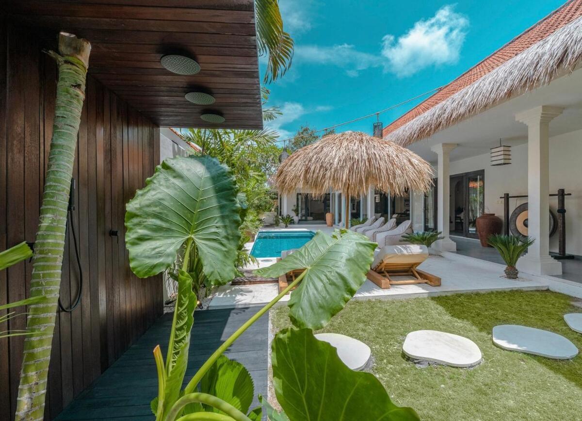 The Jungle - Luxurious & Tropical Concept - 3Br - Central Canggu Luaran gambar