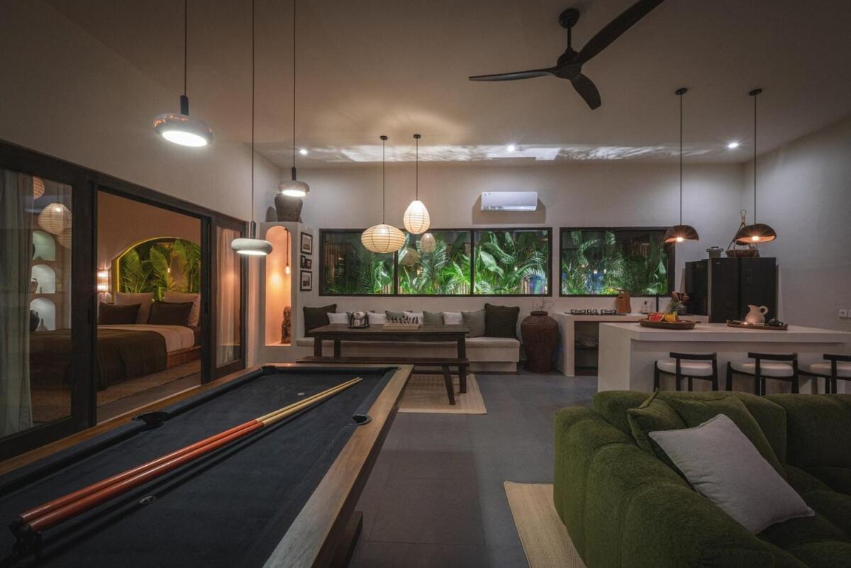 The Jungle - Luxurious & Tropical Concept - 3Br - Central Canggu Luaran gambar